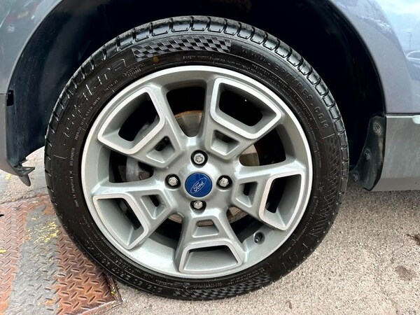 Used Ford Ecosport 2015 for sale - 76173545: Photo 19