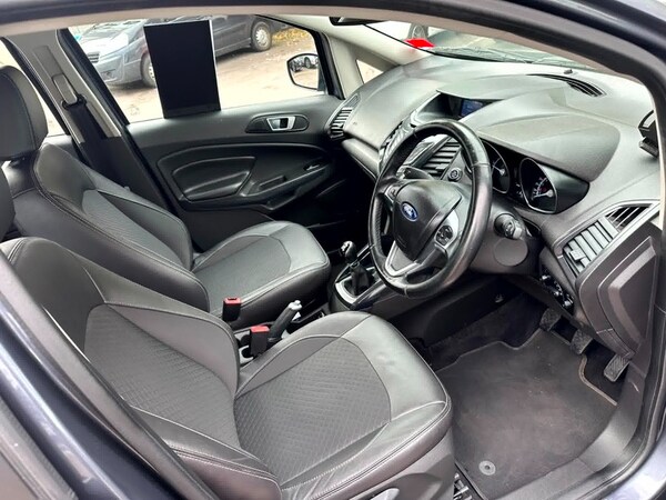 Used Ford Ecosport 2015 for sale - 76173545: Photo 4