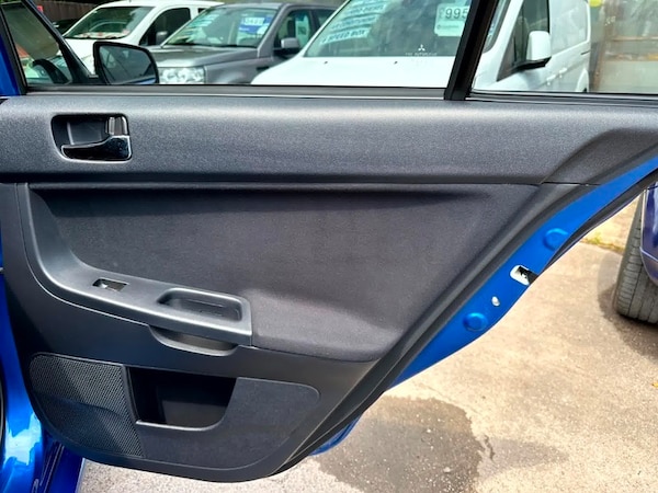 Used Mitsubishi Lancer 2011 for sale - 67613703: Photo 25