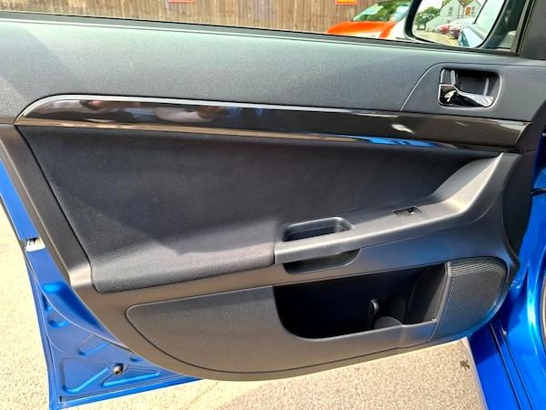 Used Mitsubishi Lancer 2011 for sale - 67613703: Photo 28