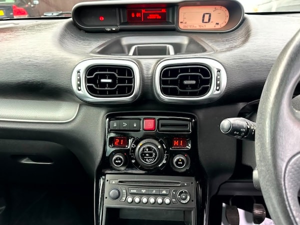Used Citroen C3 2017 for sale - 76093084: Photo 10