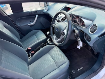 Used Ford Fiesta 2010 for sale - 79187383: Photo