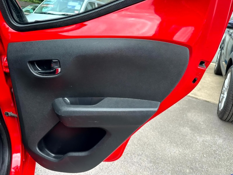 Used Toyota AYGO 2017 for sale - 76317245: Photo 12