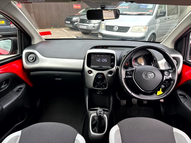Used Toyota AYGO 2017 for sale - 76317245: Photo 8