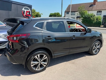 Used Nissan Qashqai 2018 for sale - 79032844: Photo