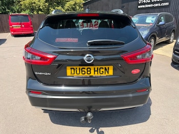 Used Nissan Qashqai 2018 for sale - 79032844: Photo