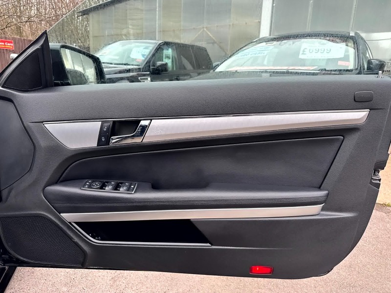 Used Mercedes-Benz E Class 2011 for sale - 77250966: Photo 23