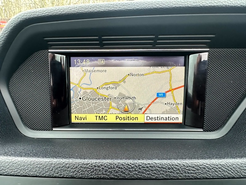 Used Mercedes-Benz E Class 2011 for sale - 77250966: Photo 9