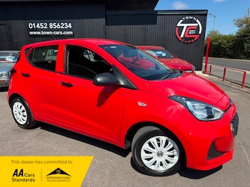 Used Hyundai i10 2019 for sale - 79254705: Photo