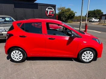 Used Hyundai i10 2019 for sale - 79254705: Photo