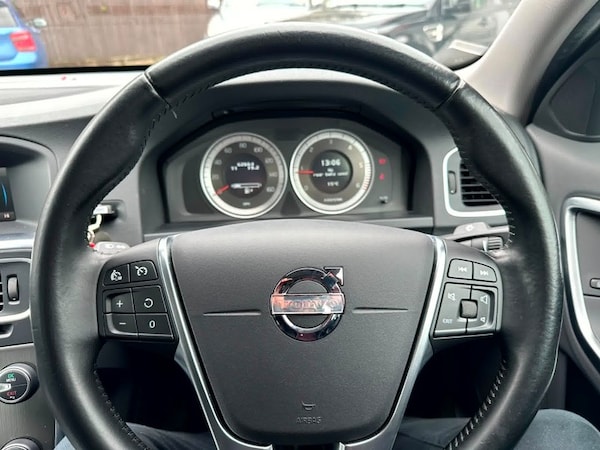 Used Volvo S60 2012 for sale - 75503630: Photo 8