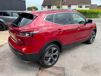 Used Nissan Qashqai 2017 for sale - 78646170: Photo
