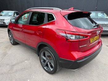 Used Nissan Qashqai 2017 for sale - 78646170: Photo