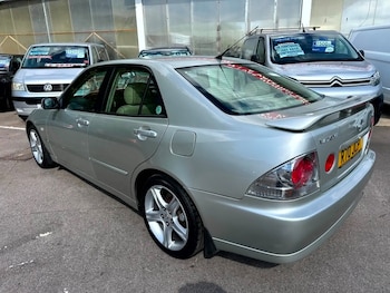 Used Lexus IS 2001 for sale - 75856947: Photo