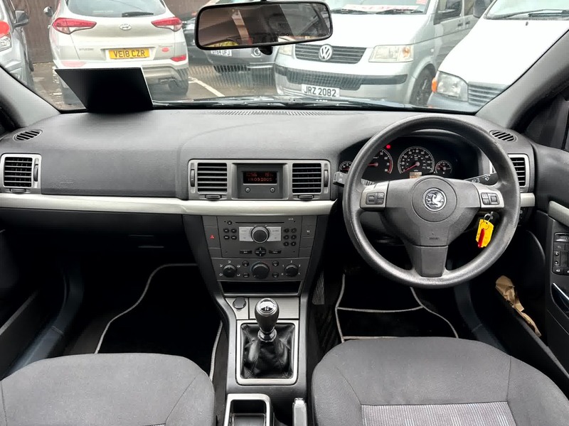 Used Vauxhall Vectra 2009 for sale - 75666790: Photo 8