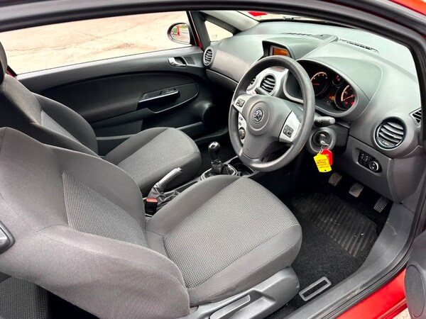 Used Vauxhall Corsa 2011 for sale - 74893190: Photo 5