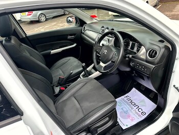 Used Suzuki Vitara 2016 for sale - 76430568: Photo