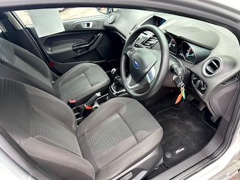 Used Ford Fiesta 2015 for sale - 74784996: Photo