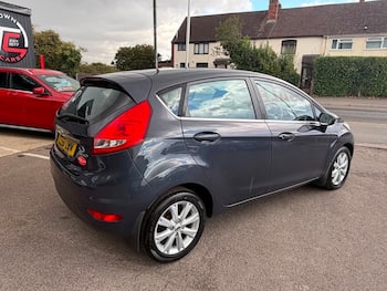 Used Ford Fiesta 2011 for sale - 79686947: Photo