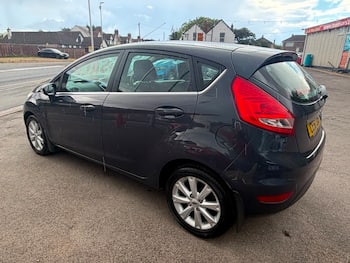 Used Ford Fiesta 2011 for sale - 79686947: Photo