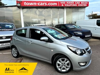 2018 (18) - SE AC-ONLY 46940 MILES, 1 FORMER OWNER, SERVICE HISTORY, RADIO+BLUETOOTH, A 5-Door