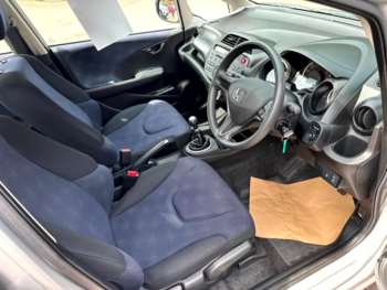 Used Honda Jazz 2014 for sale - 74756921: Photo