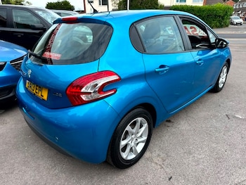 Used Peugeot 208 2013 for sale - 75370886: Photo