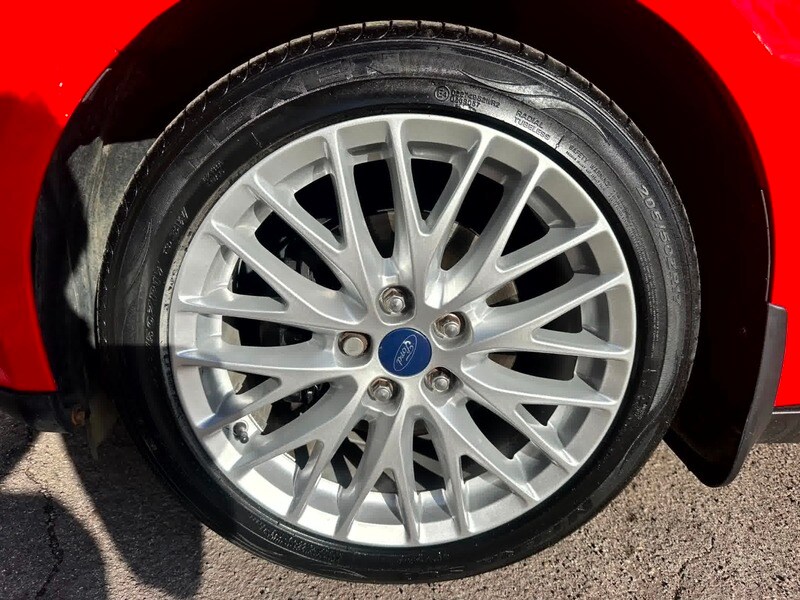 Used Ford Focus 2014 for sale - 76376401: Photo 22