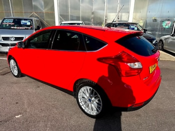 Used Ford Focus 2014 for sale - 76376401: Photo