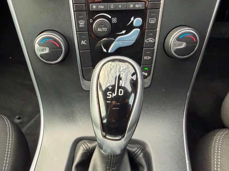 Used Volvo V60 2016 for sale - 78213191: Photo 17