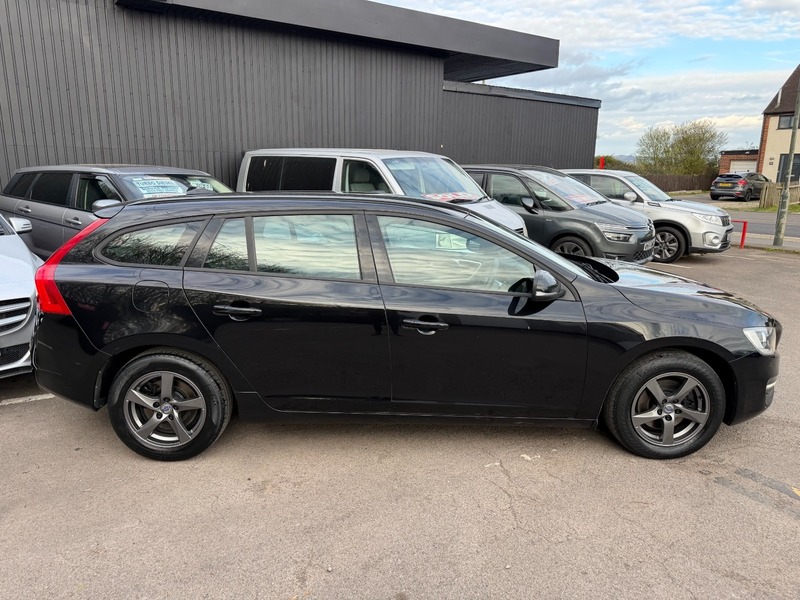 Used Volvo V60 2016 for sale - 78213191: Photo 2