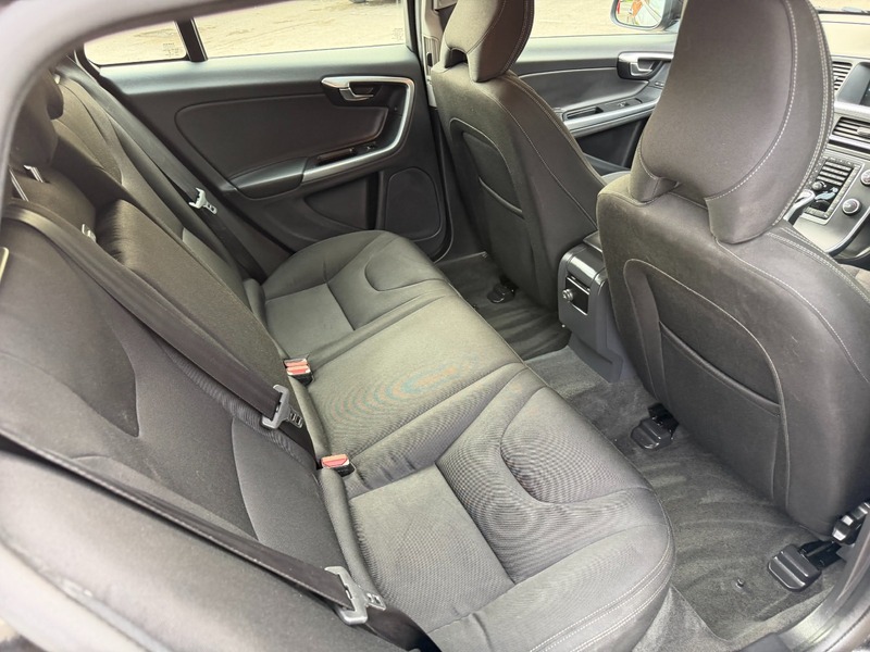 Used Volvo V60 2016 for sale - 78213191: Photo 5