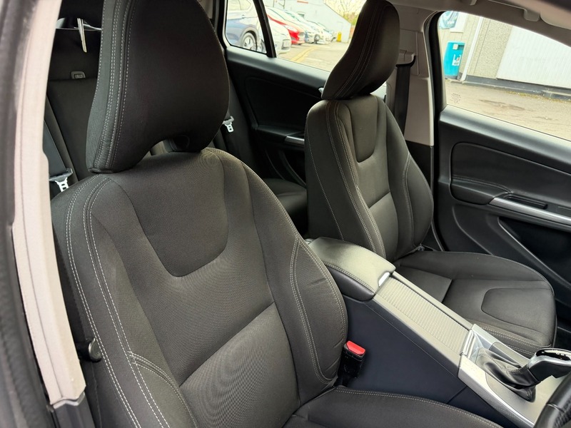 Used Volvo V60 2016 for sale - 78213191: Photo 7