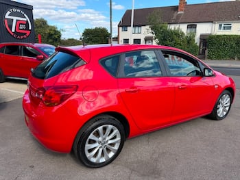 Used Vauxhall Astra 2012 for sale - 79686903: Photo