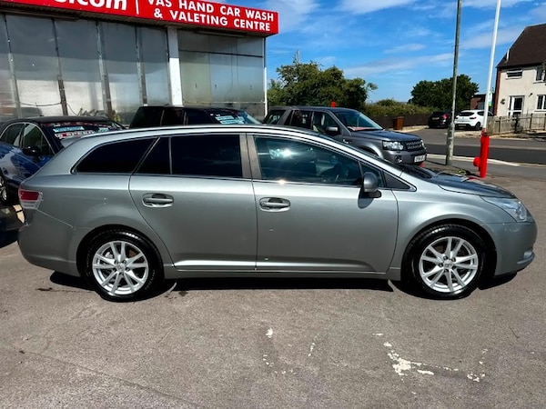 Used Toyota Avensis 2010 for sale - 75088216: Photo 15