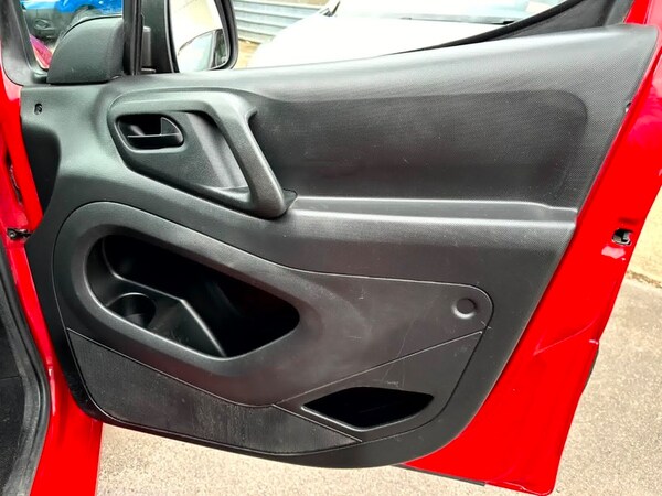 Used Peugeot Partner 2017 for sale - 71327995: Photo 20
