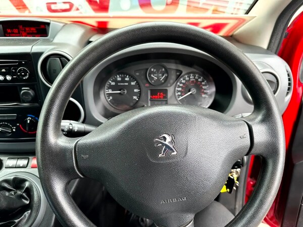 Used Peugeot Partner 2017 for sale - 71327995: Photo 6