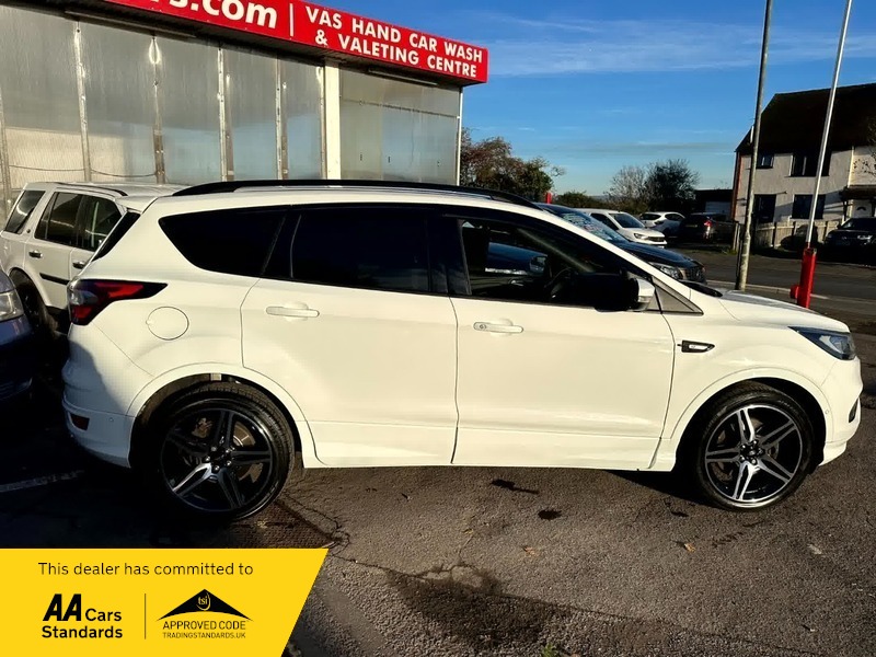Used Ford Kuga 2017 for sale - 76631146: Photo 3
