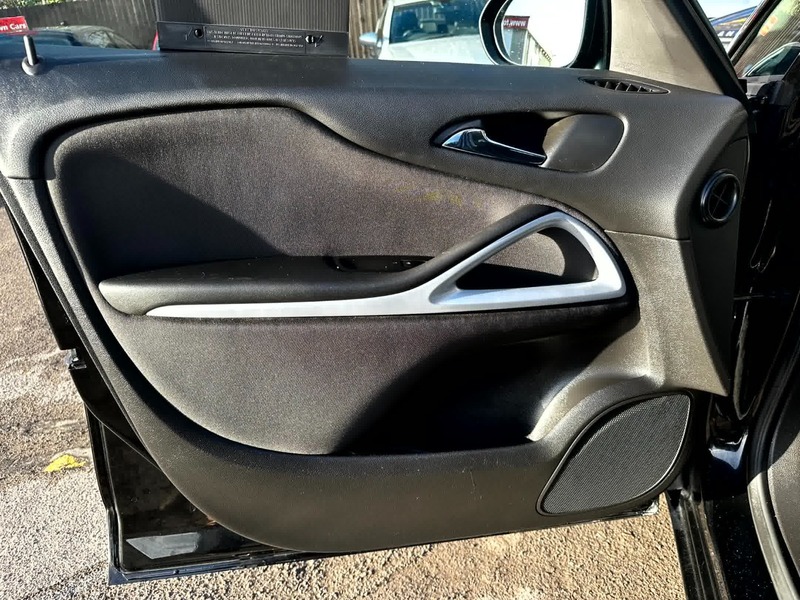Used Vauxhall Zafira 2018 for sale - 77096814: Photo 21
