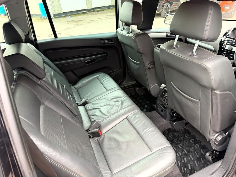 Used Vauxhall Zafira 2010 for sale - 77558363: Photo 5