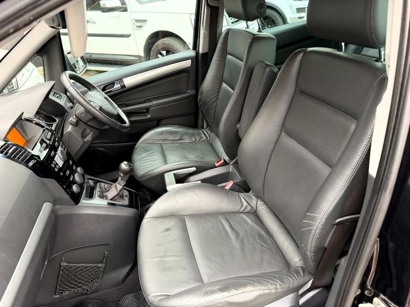 Used Vauxhall Zafira 2010 for sale - 77558363: Photo 8
