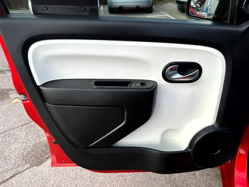 Used Renault Twingo 2015 for sale - 76855322: Photo 32