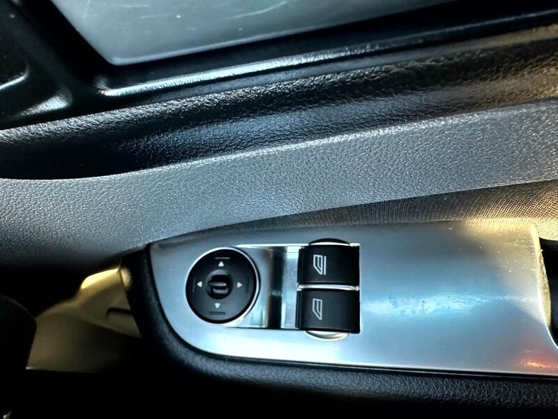 Used Ford Focus 2011 for sale - 77027727: Photo 11