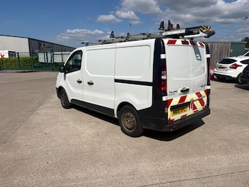 Used Renault Trafic 2018 for sale - 79738780: Photo