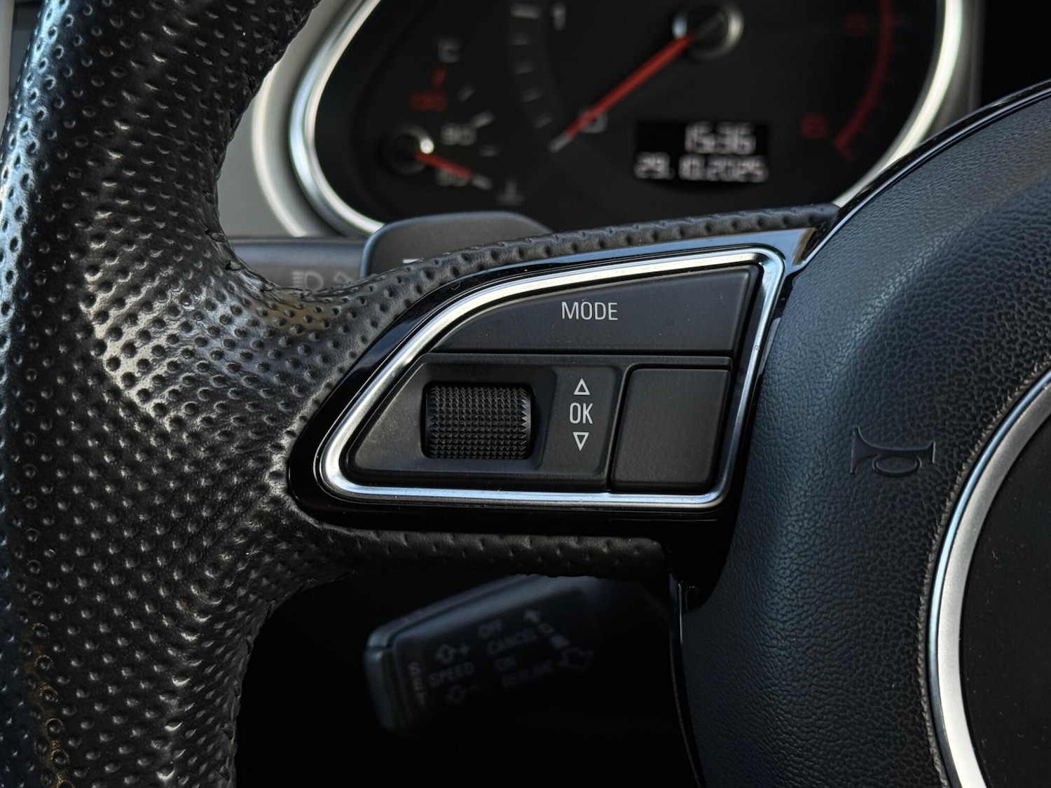 Used Audi Q7 2013 for sale - 76996538: Photo 35