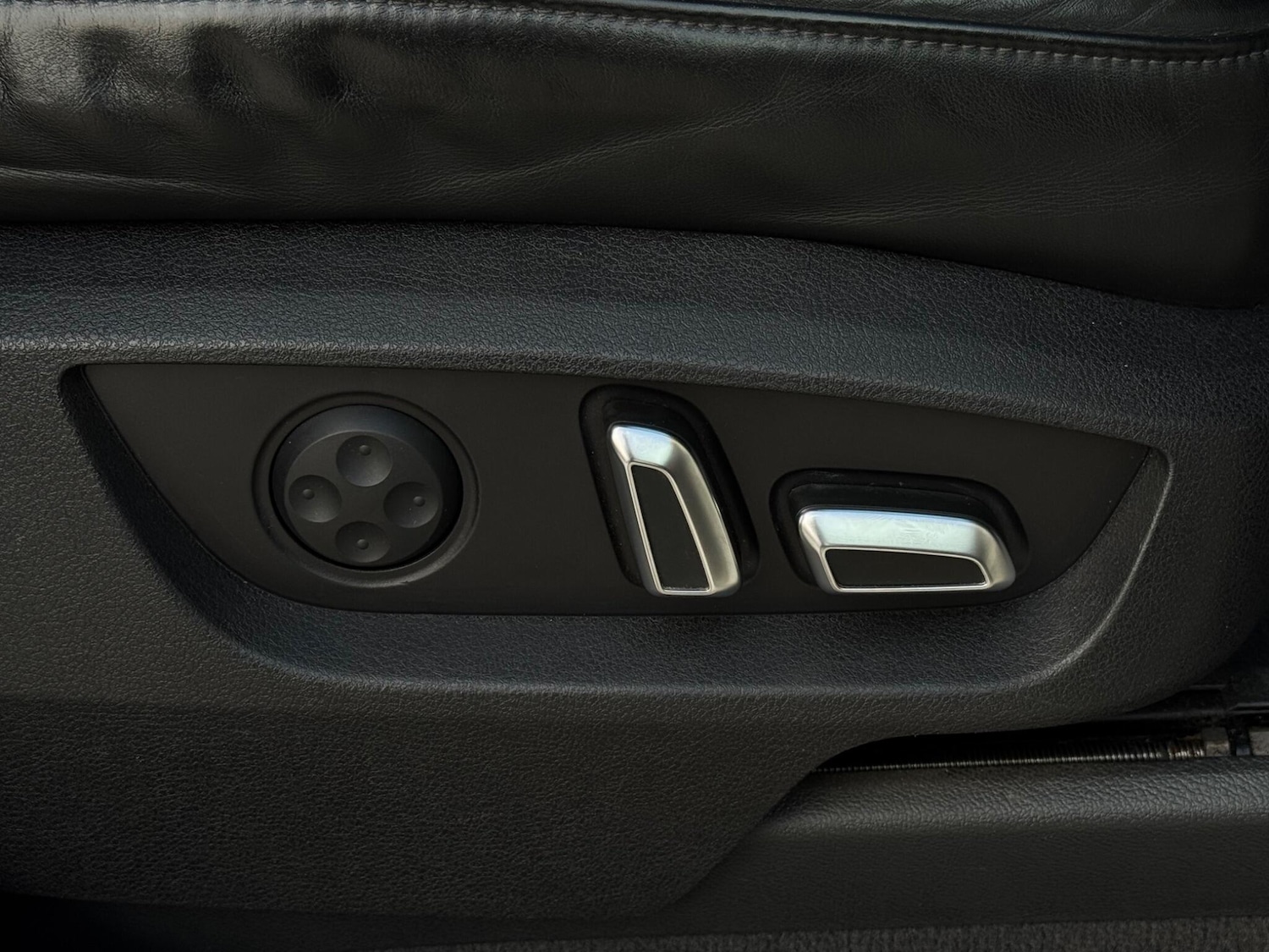 Used Audi Q7 2013 for sale - 76996538: Photo 71