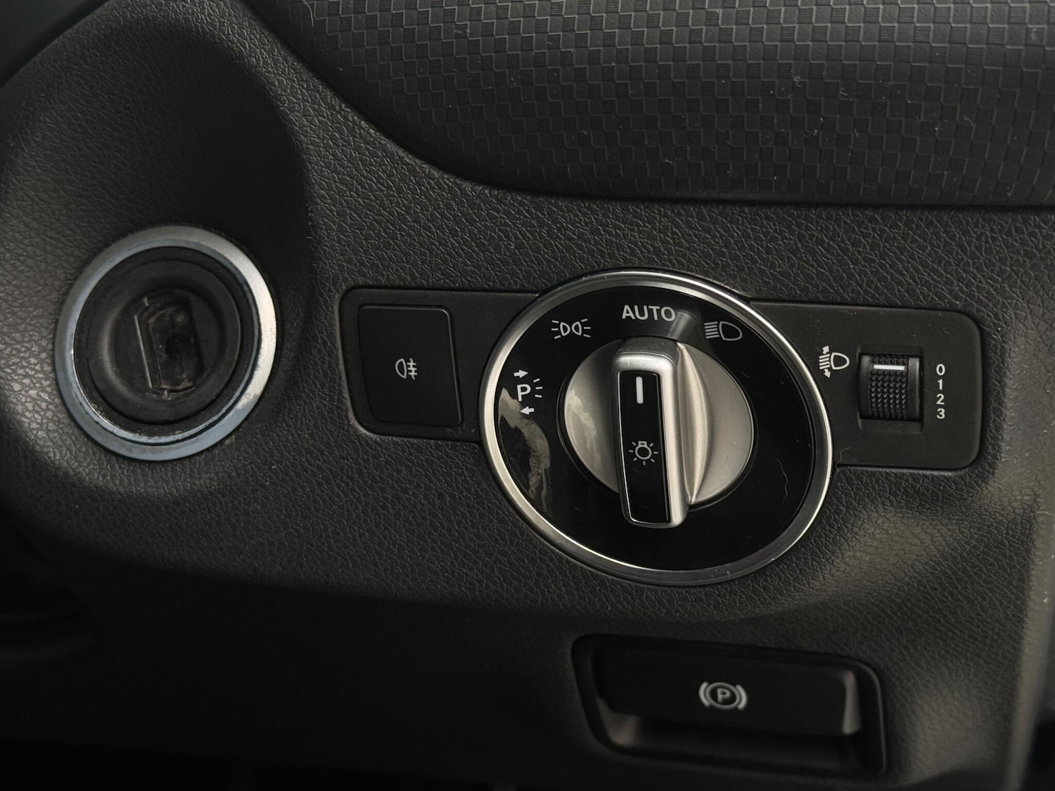 Used Mercedes-Benz A-Class for sale - 76537912: Photo 58