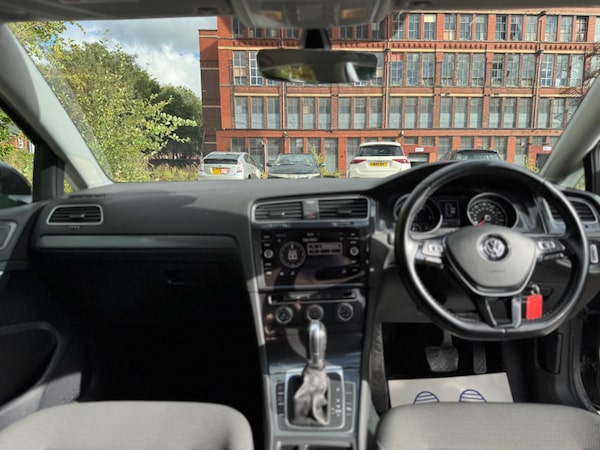 Used Volkswagen Golf 2018 for sale - 75669680: Photo 15