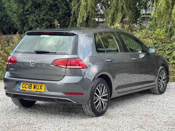 Used Volkswagen Golf 2018 for sale - 75669680: Photo 9