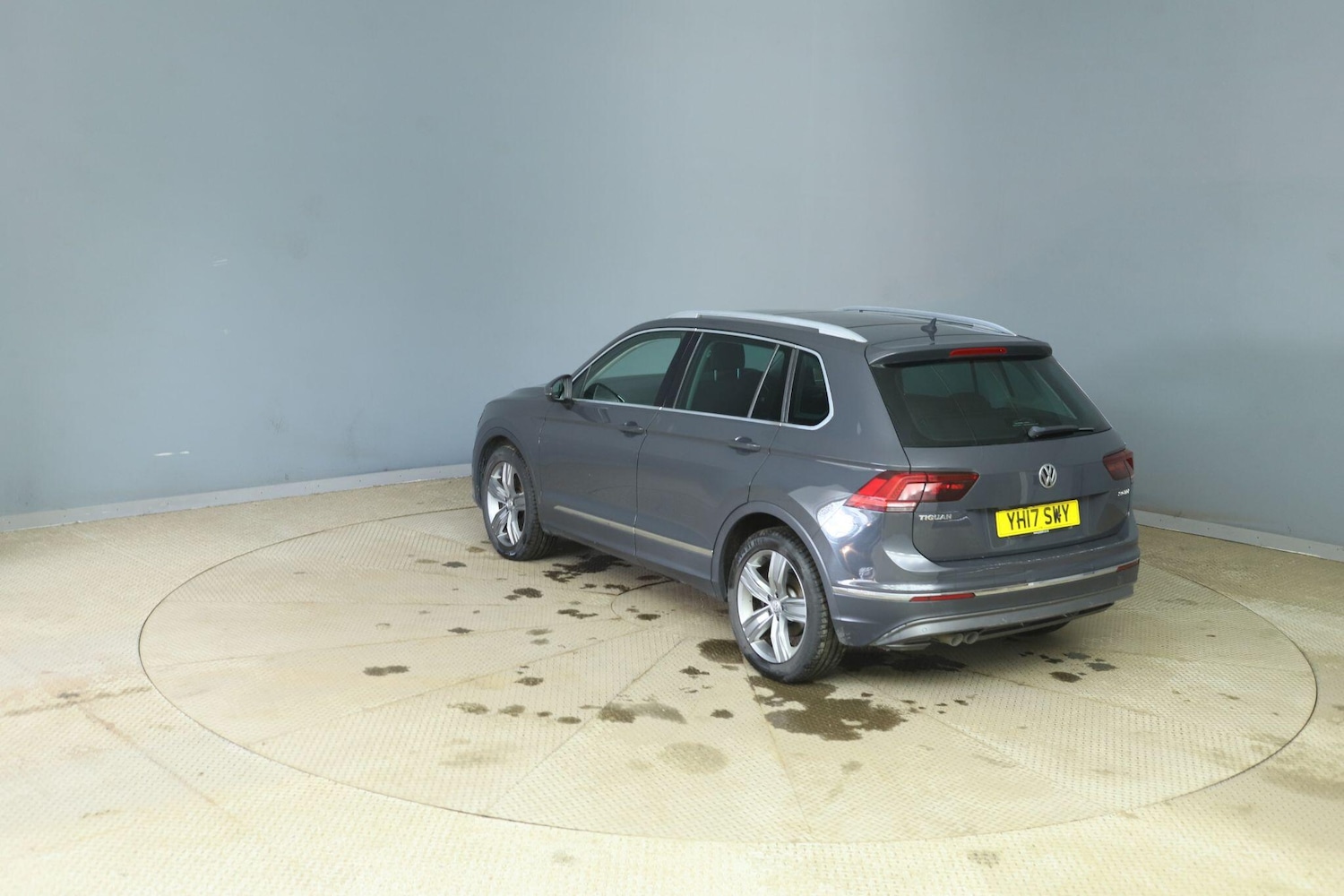 Used Volkswagen Tiguan 2017 for sale - 77940765: Photo 4